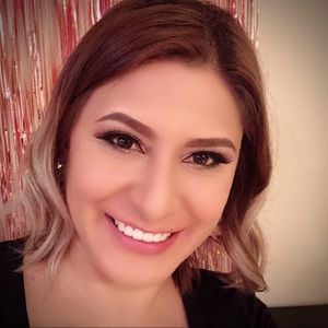 Meet your Posher, Edith